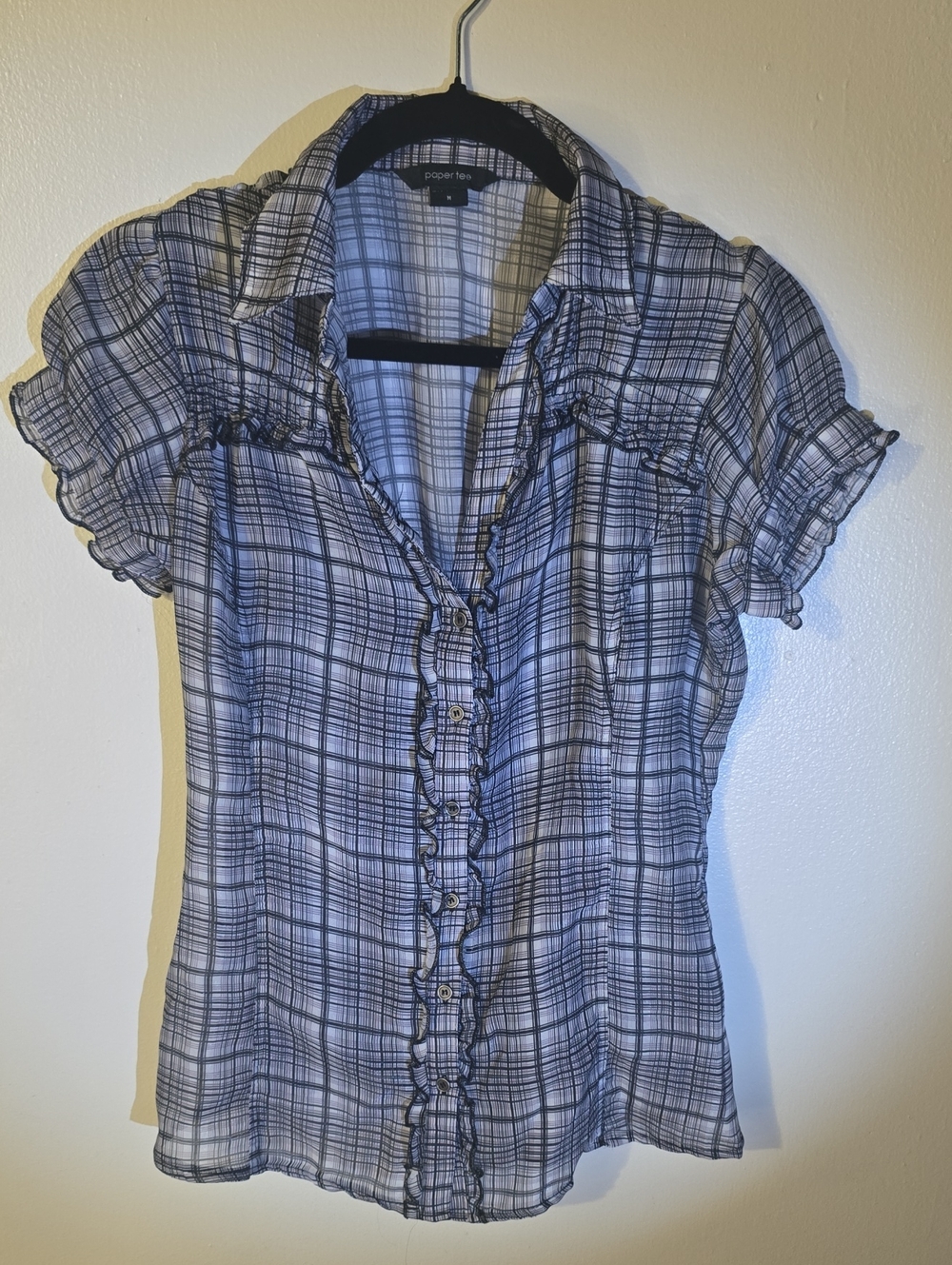paper tee Black & White Plaid Ruffle Button-Front Shirt